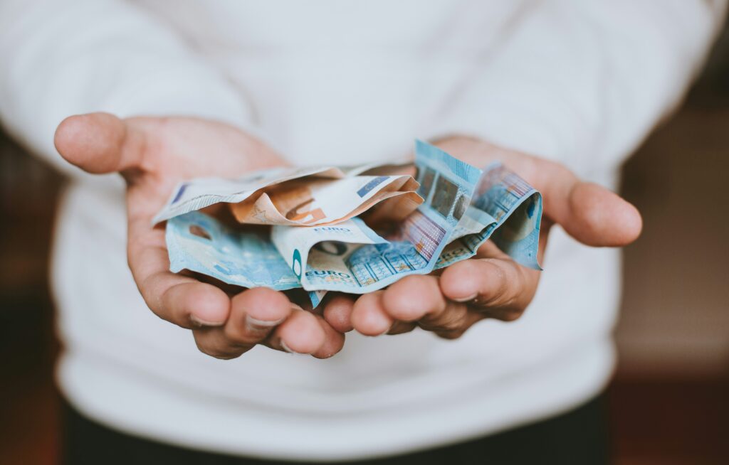How to Pay Off Debt Fast: Cleared $8,200 in 14 Months (Exact Strategy)